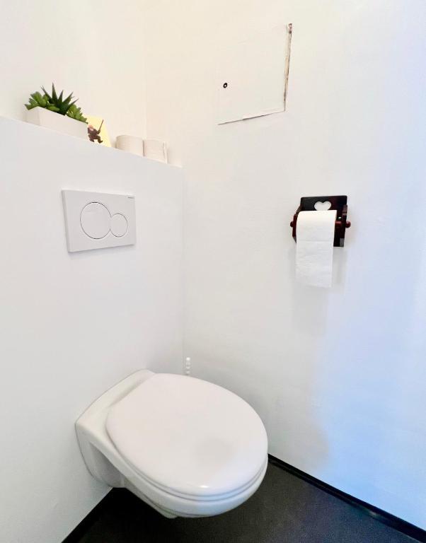3-Bedroom-Flat With Parking Space Вена Экстерьер фото