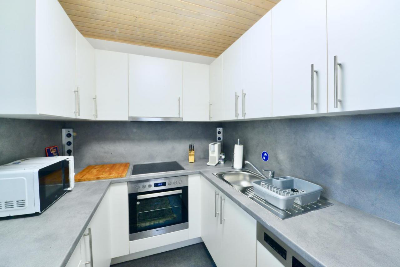 3-Bedroom-Flat With Parking Space Вена Экстерьер фото