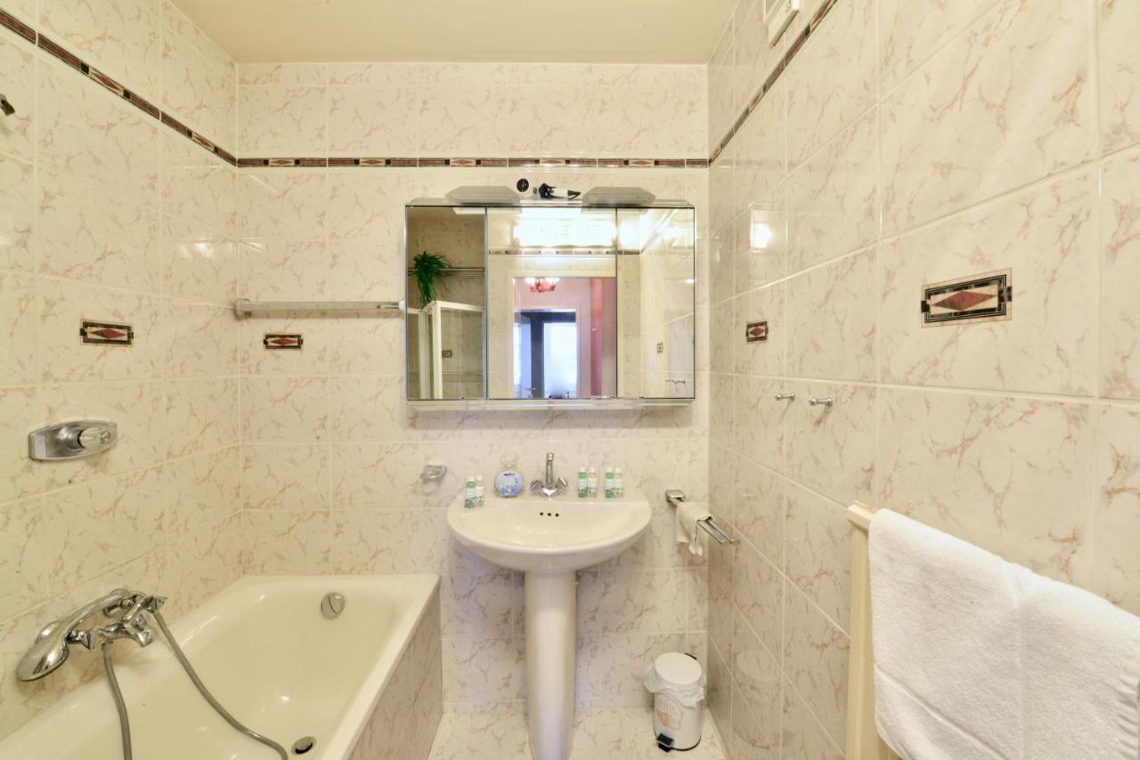 3-Bedroom-Flat With Parking Space Вена Экстерьер фото